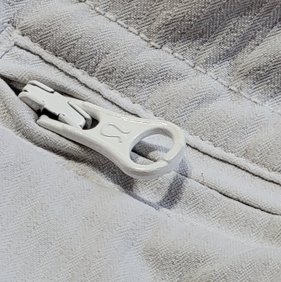 Lululemon Icy Grey shorts with mesh on sides - Picture 7 of 7